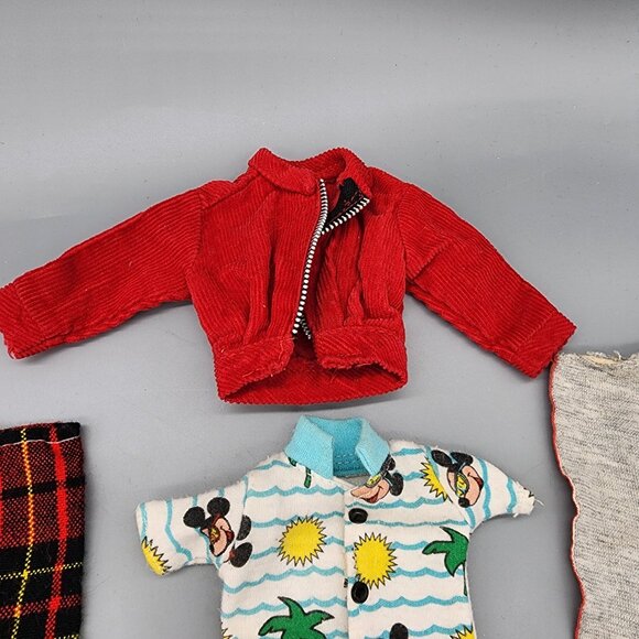 Ken Doll 2010 Mattel Blonde Vintage Lot 14 Clothing Pieces Outfits - Picture 15 of 16